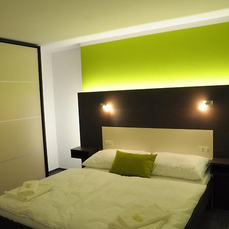 Hotel Kaskada Ledeč nad Sázavou Esterno foto