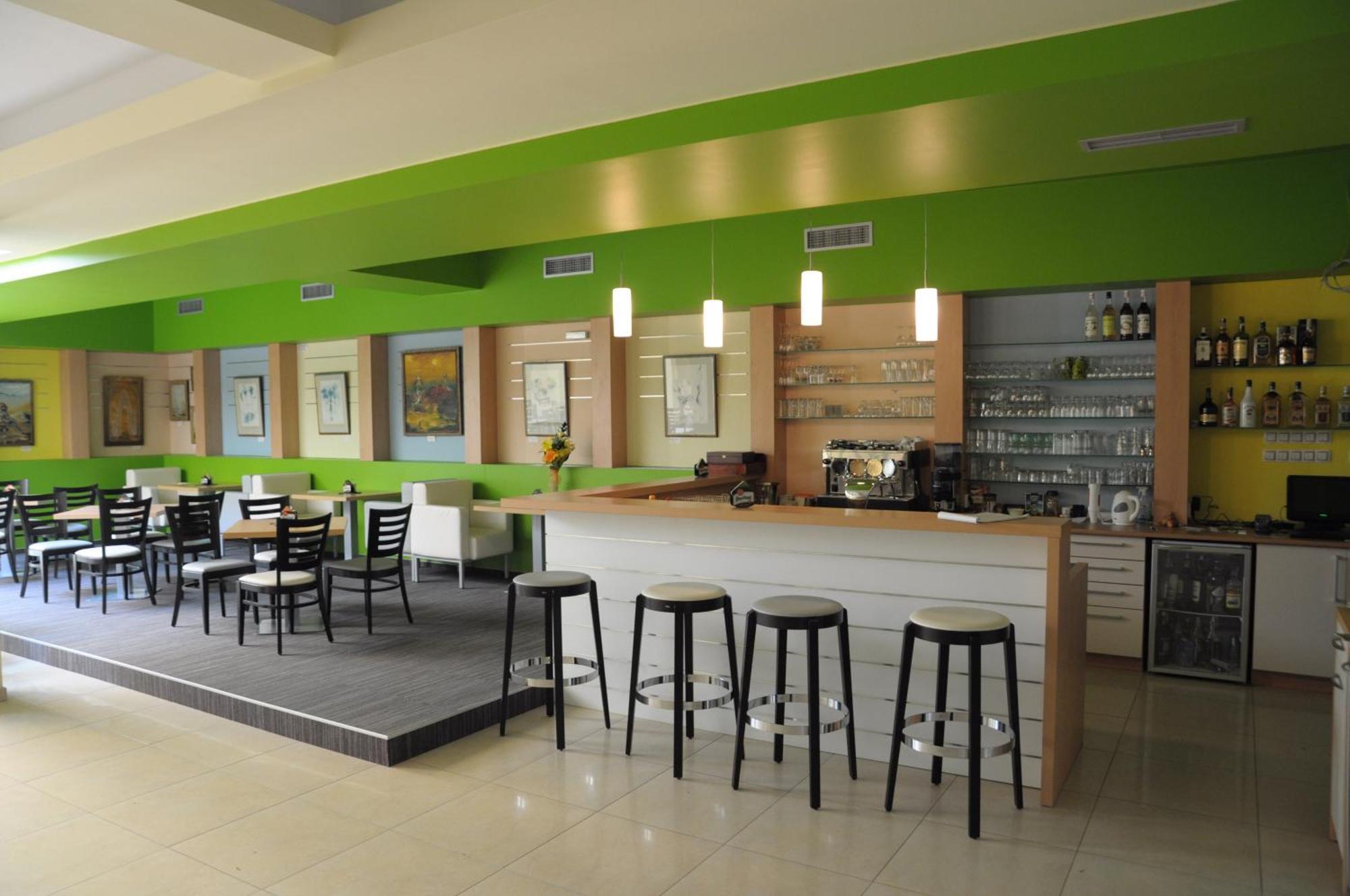 Hotel Kaskada Ledeč nad Sázavou Esterno foto